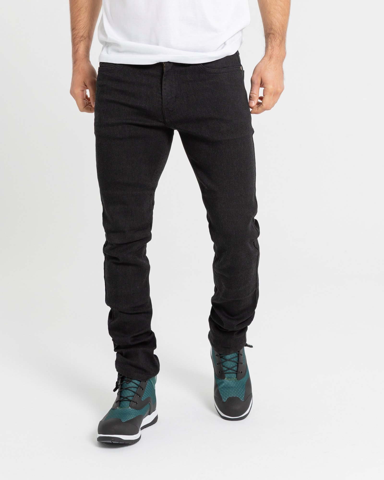 Pantalones_Bull_Man_Black_Front